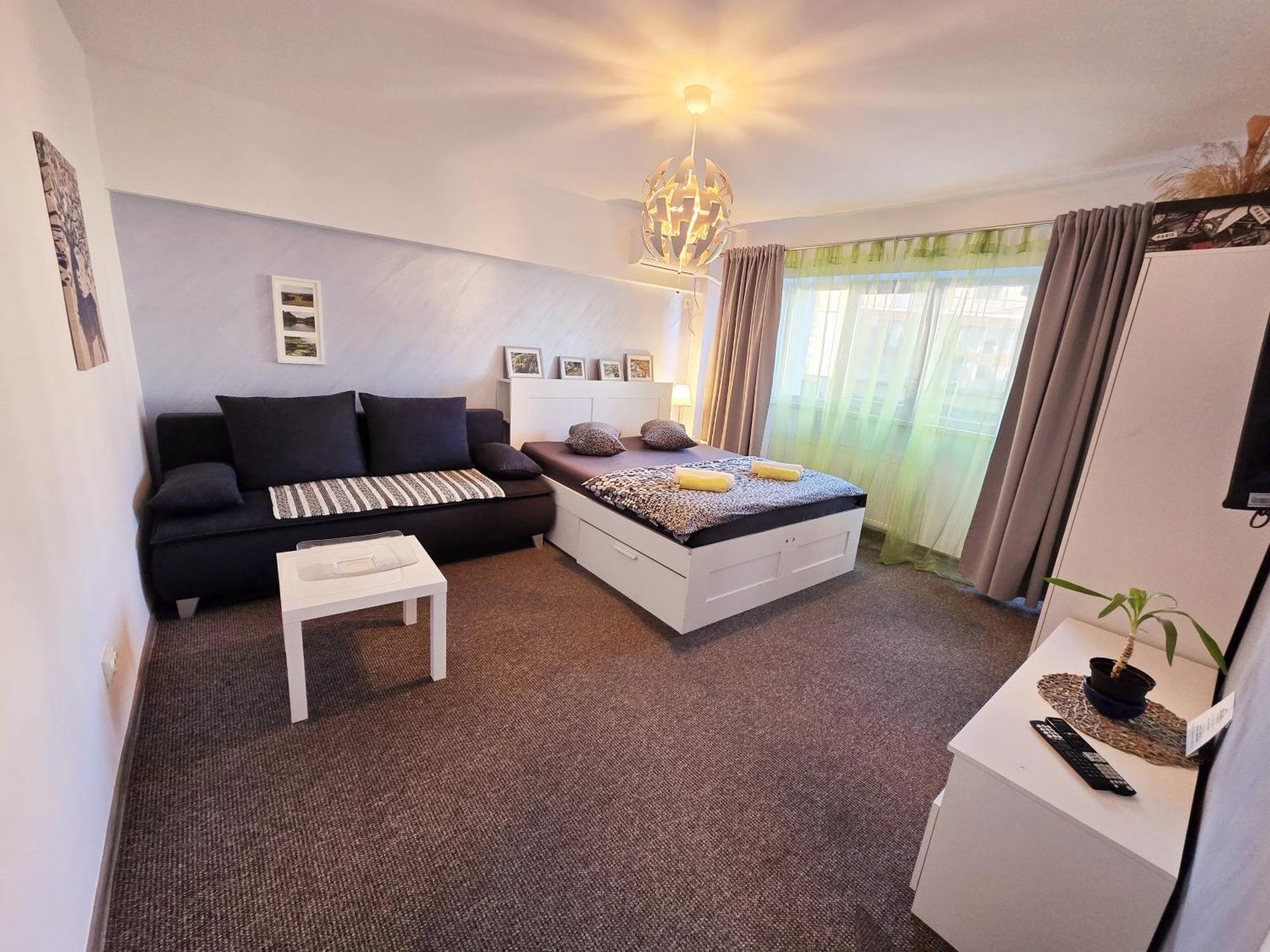 Marcos Apartments - Self Check-In Resita Ngoại thất bức ảnh