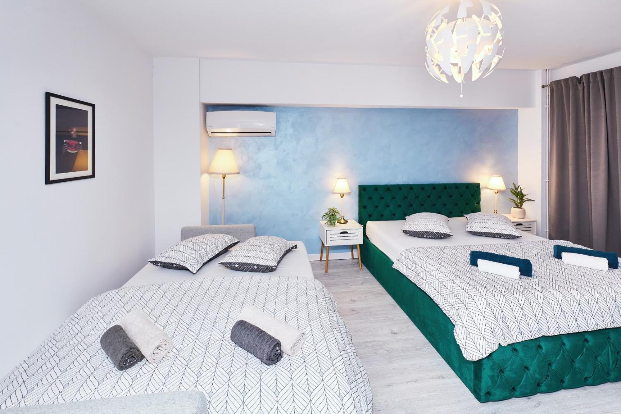 Marcos Apartments - Self Check-In Resita Ngoại thất bức ảnh