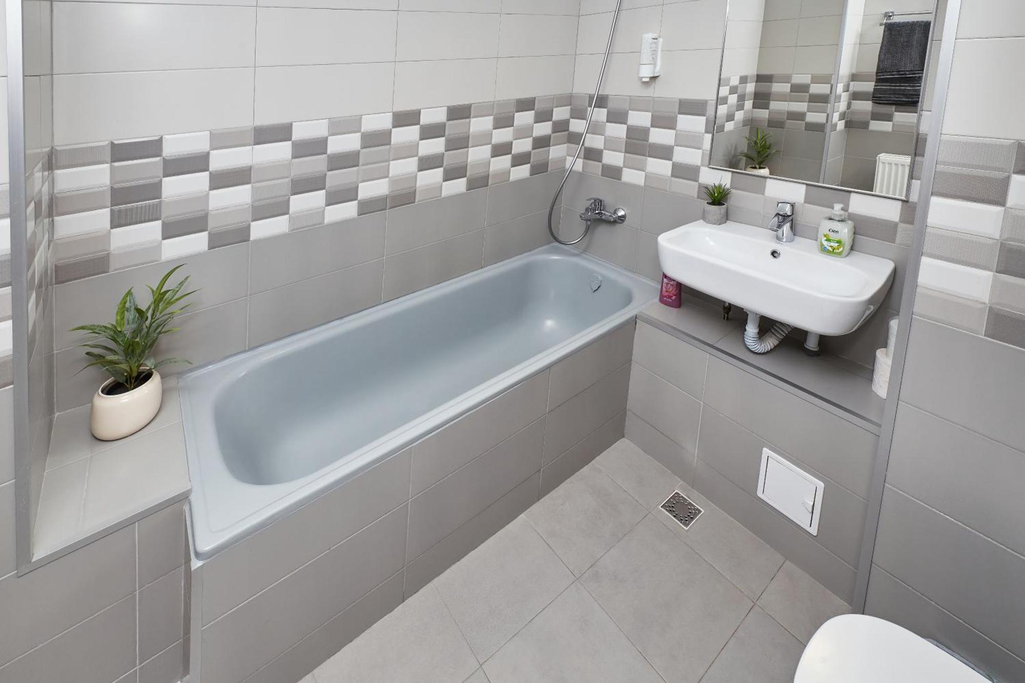 Marcos Apartments - Self Check-In Resita Ngoại thất bức ảnh